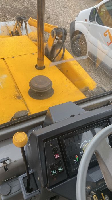 Buldoexcavator JCB 3 cx stare noua !!! 2000 ore de functionare