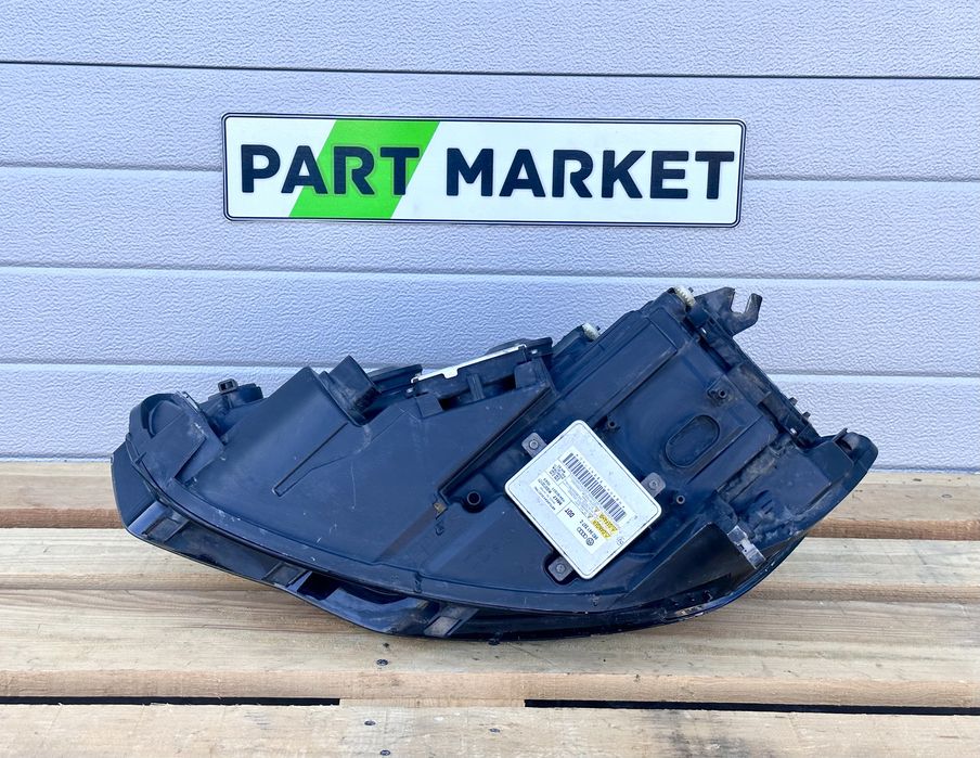 Десен фар AUDI A6 C7 4G 4G0941006B