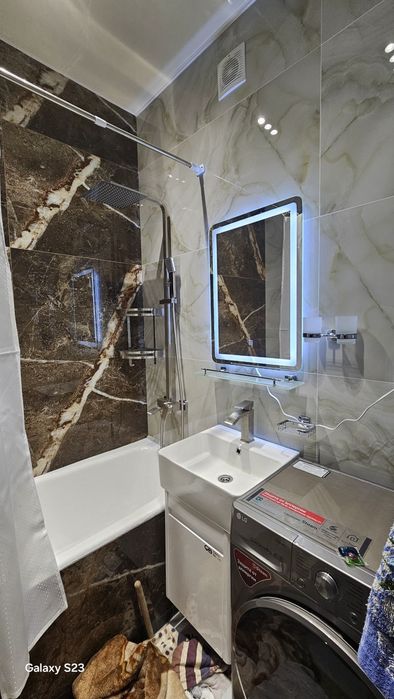 Продаётся 3 ком метро Б.Й.Й