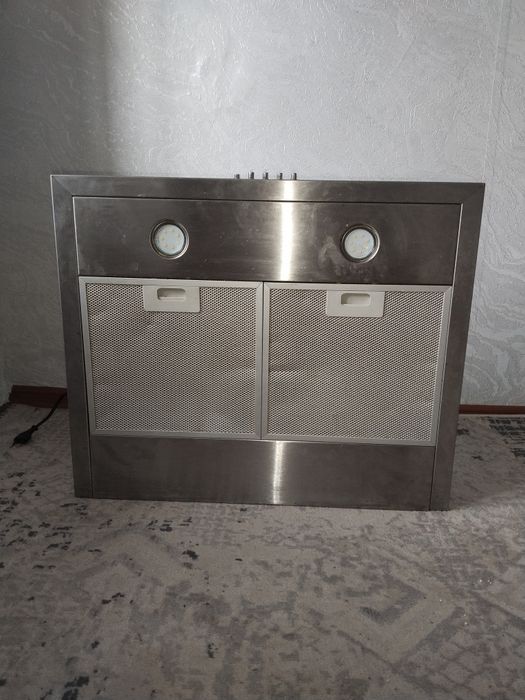 Продам  вытяжку.