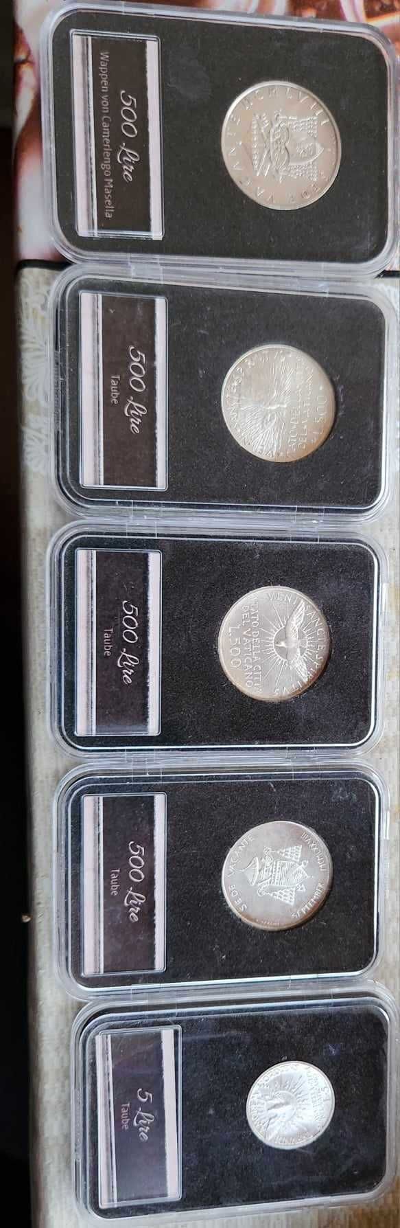 Колекция монети със кутиики