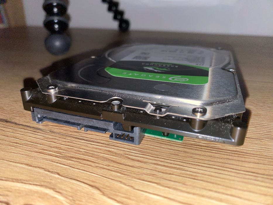 Твърд диск Seagate 2TB