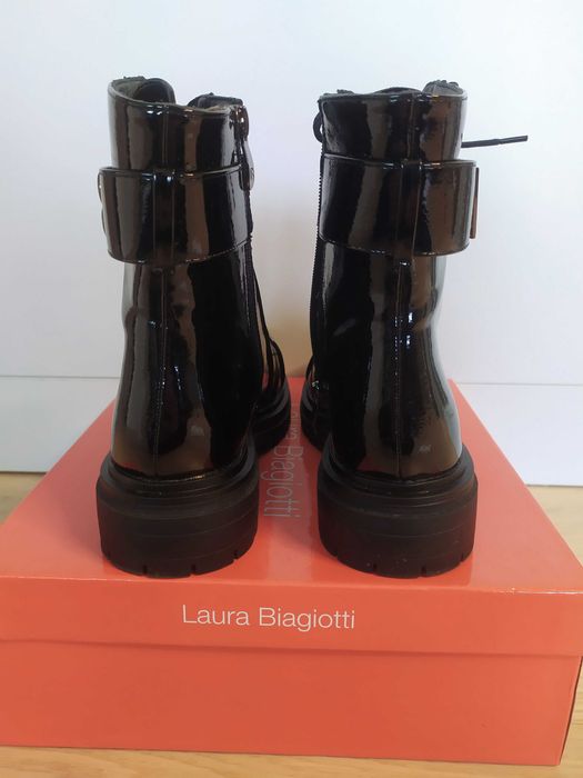 Дамси черни боти Laura Biagiotti N40