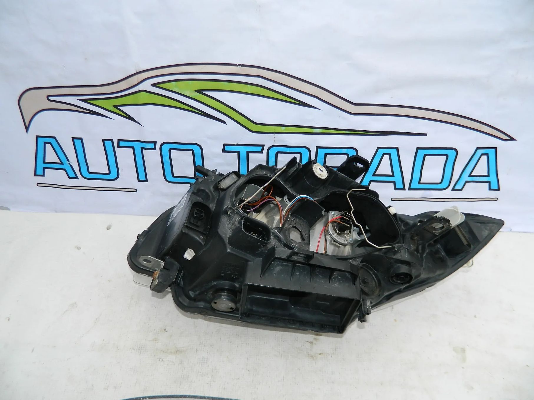 Far dreapta halogen BMW seria 1 E81/E82/E87/E88 model (2004-2013), cod 6924488