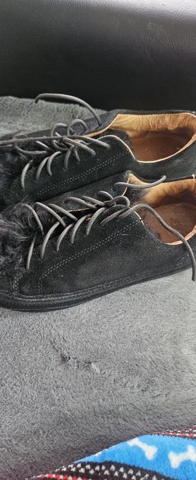 pantofi UGG PIELE