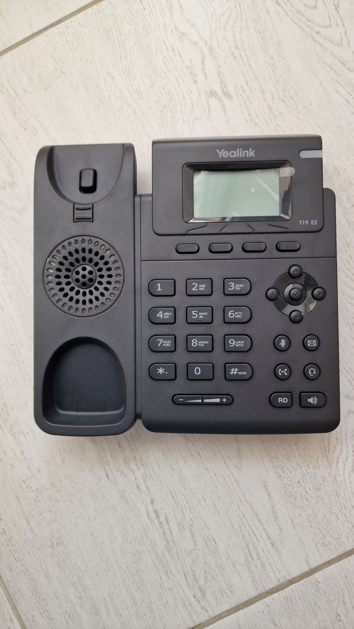 Продаю SIP-телефон Yealink T19 E2