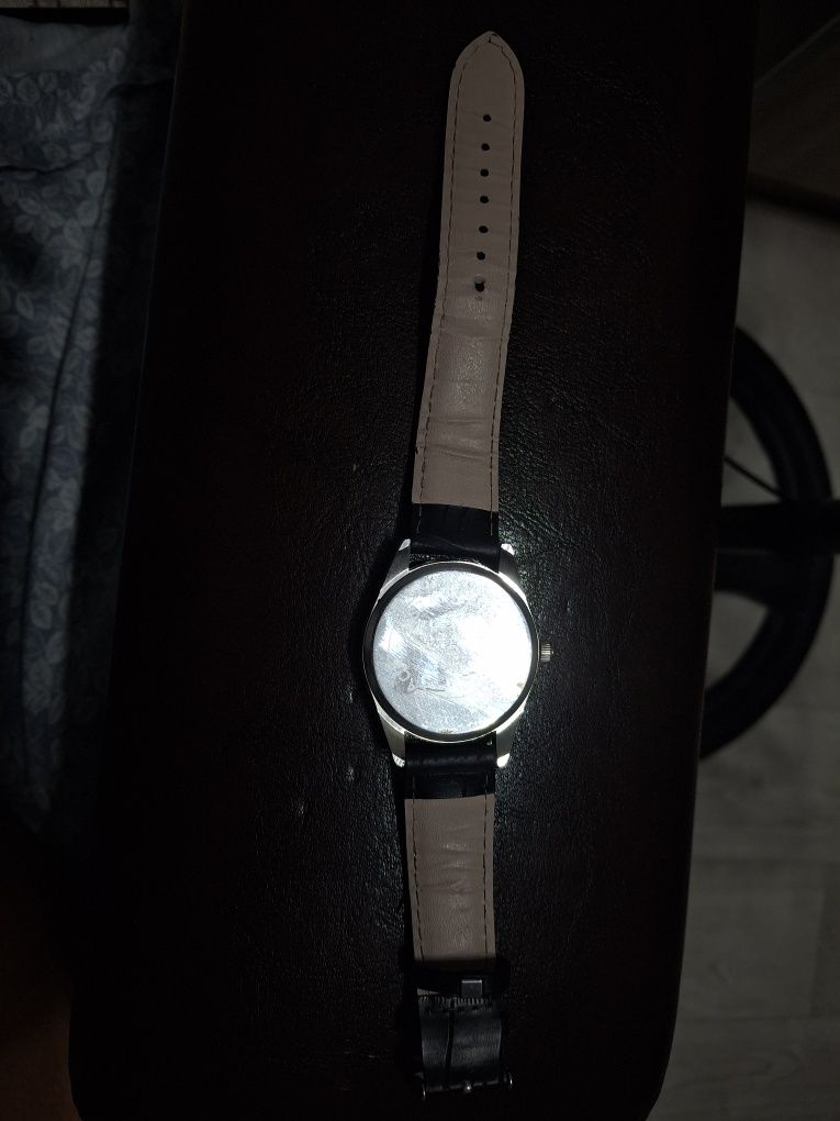 Продам часы Rolex срочно