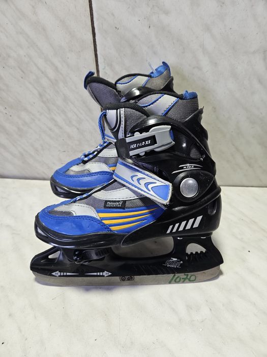 Patine 1070 gheata reglabile   marime 34-35-36.