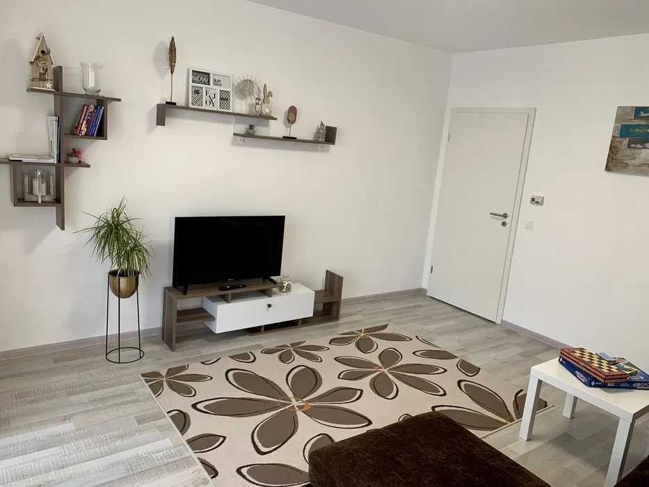 Inchiriez apartament 2 camere Avantgarden 3 Brasov