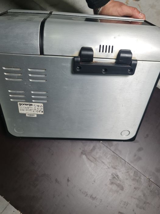 Mașină de făcut pâine