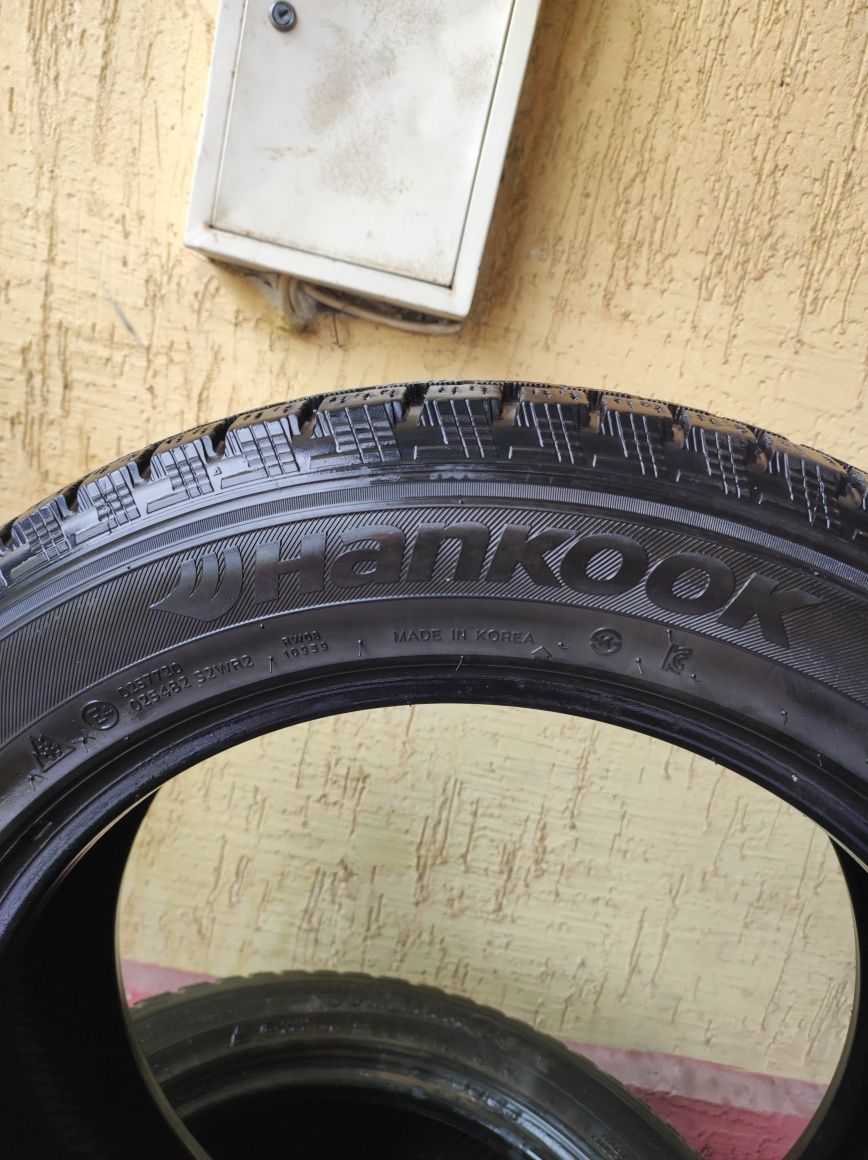 Резина HANKOOK 225/60 R18 зима в хорошем состочние