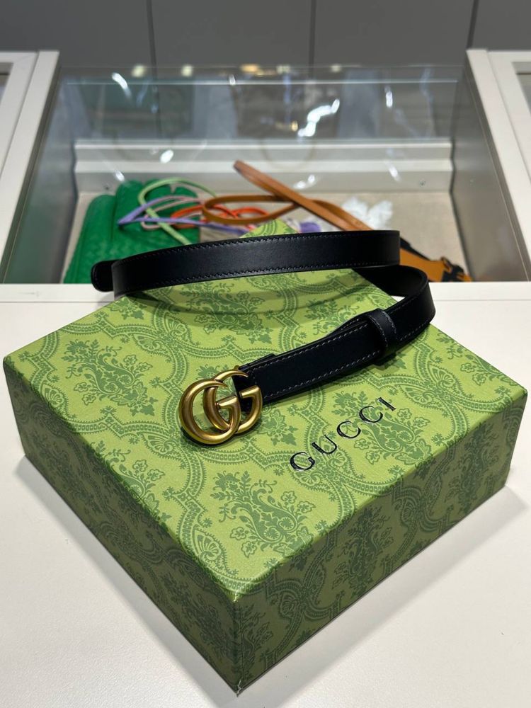 Колани balenciaga gucci