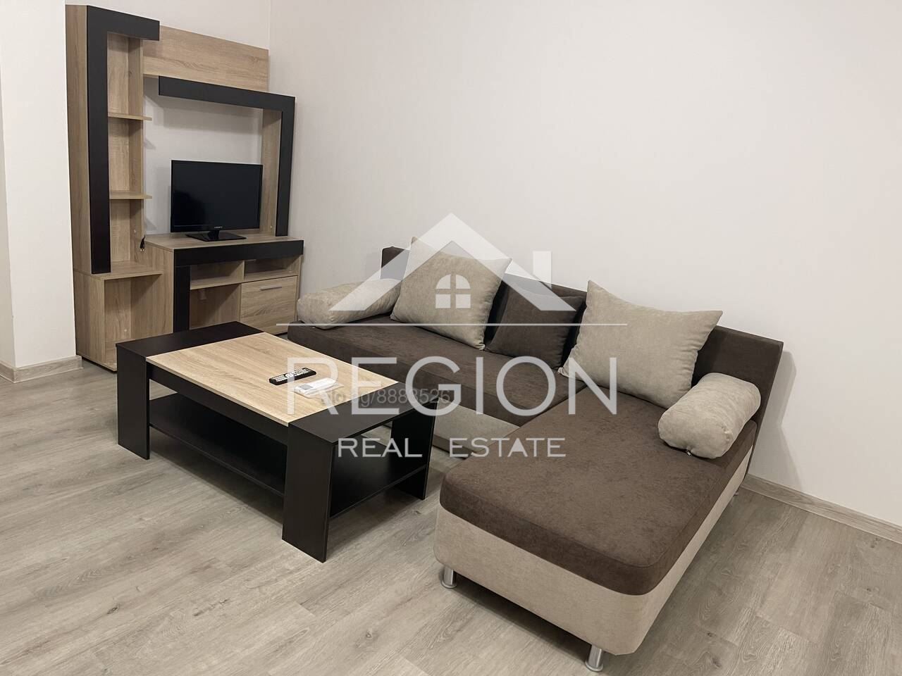 Дава се под наем Двустаен апартамент в Пловдив, Център - 67 кв.м за 650 € - Снимка #1