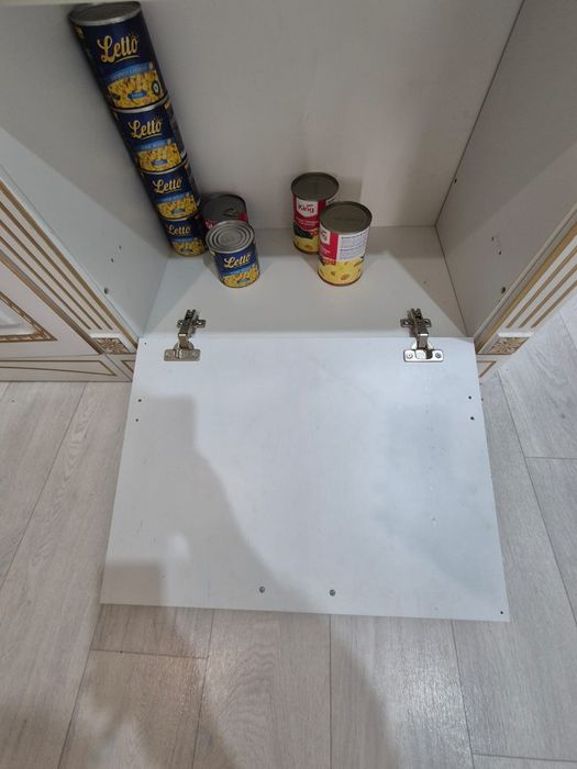 Прихожую комплект