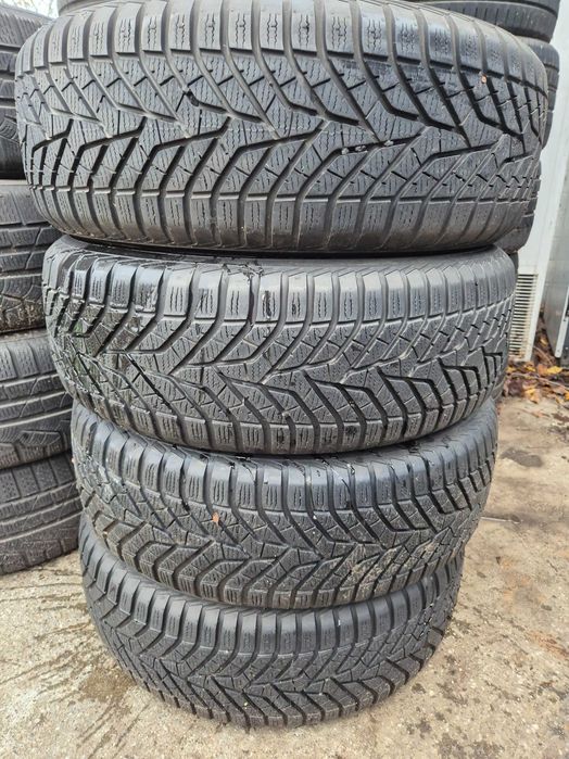 4 Anvelope de IARNA - 215/60/16 - YOKOHAMA - CA UNELE NOI DOT 2017