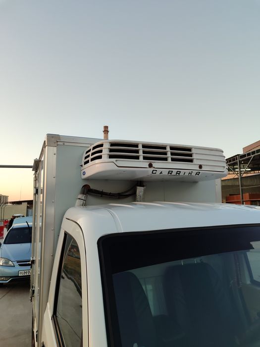 Рефрежиратор холодильник сотилади холати яхши