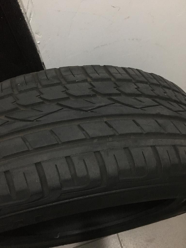 Срочно Летняя резина  235/55 R19 Cross Contact  Continental.