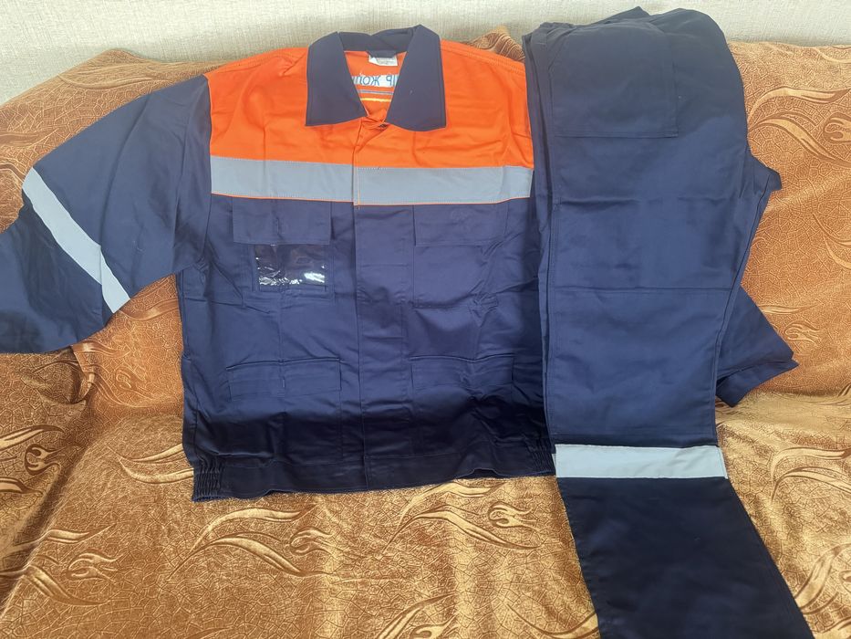 Продам спец. Одежду