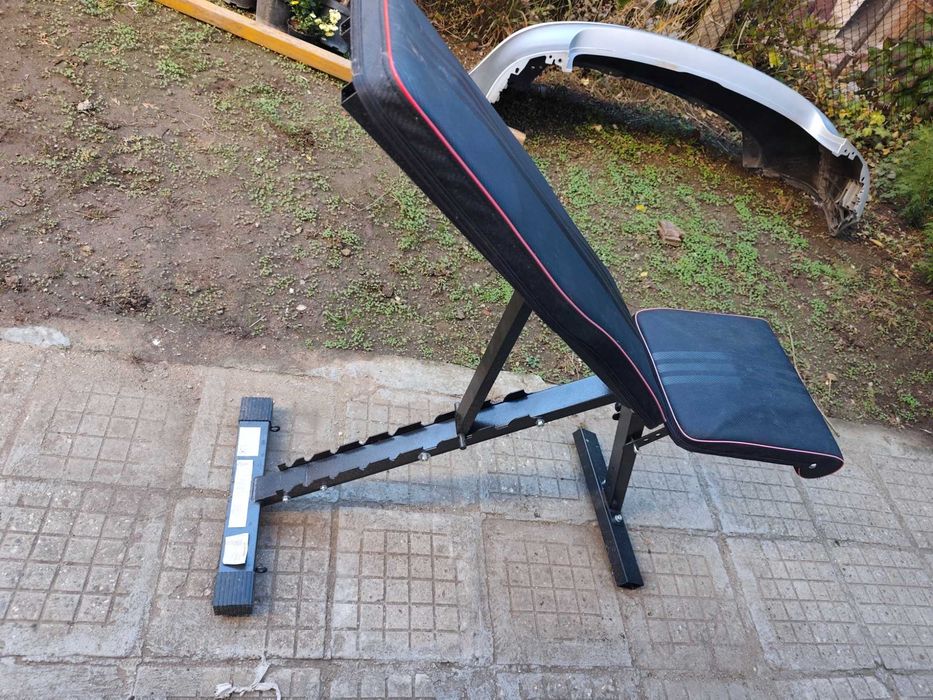 Регулируема фитнес лежанка