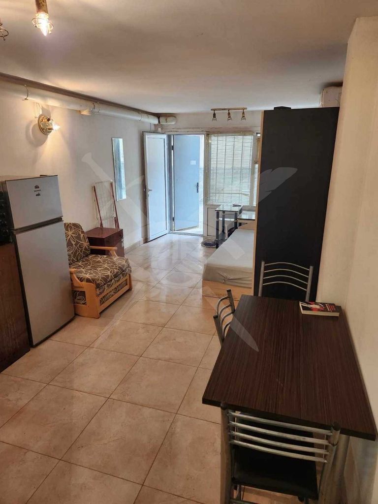 Продава се Едностаен апартамент в Варна, Базар Левски - 30 кв.м за 1667 €/кв.м - Снимка #2