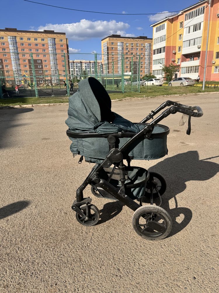 Детская коляска прогулочная