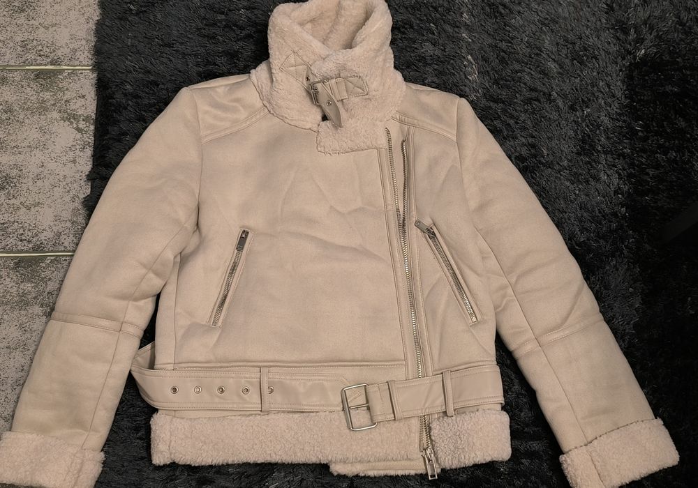 Зимно яке от изкуствена кожа Stradivarius