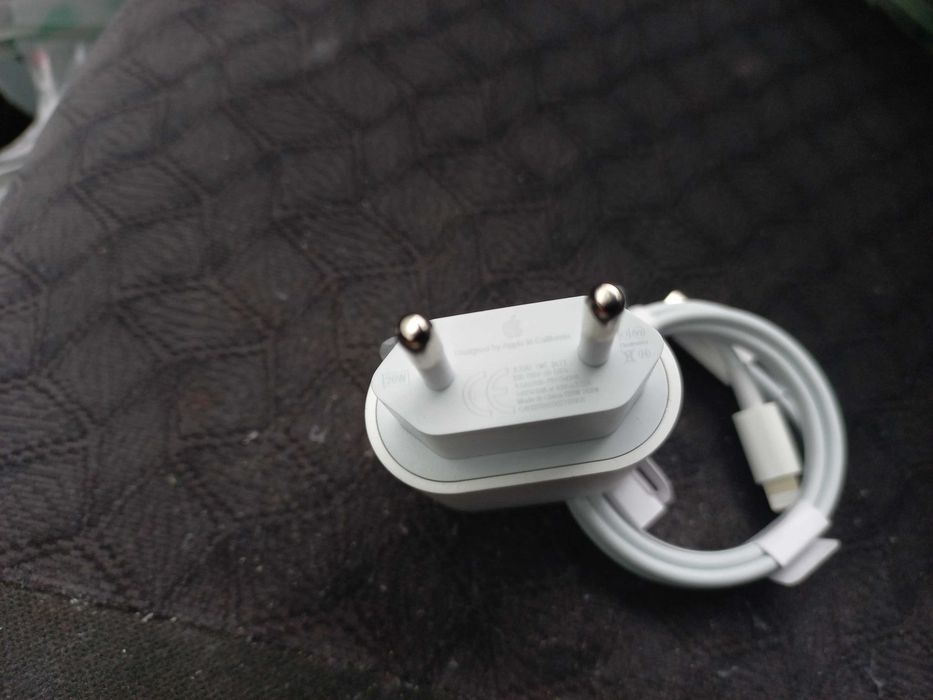 Incarcatot Apple iPhone Fast Charge 20w + Cablu Usb C- Lightning Usb C