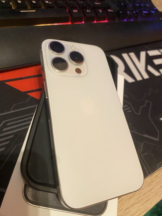 Iphone 15 pro 256GB WHITE нов!