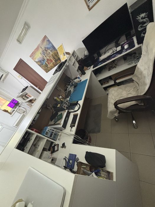 Продам рабочее место мастера, можно как рецепшн