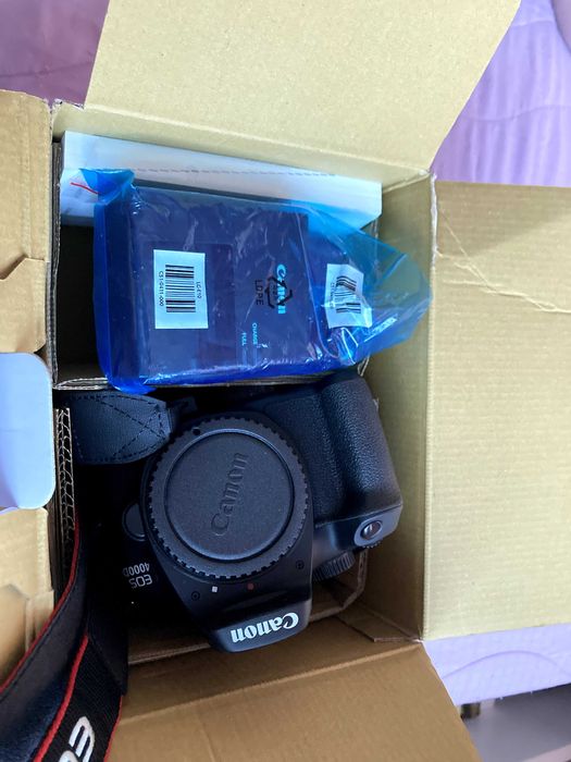 Фотоапарат DSLR Canon EOS 4000D,18.0 MP, Черен