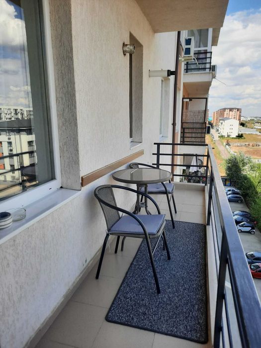 Cazare apartament 2 camere Militari decomandat