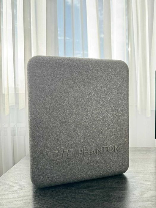 Drona DJI Phantom 4 Pro