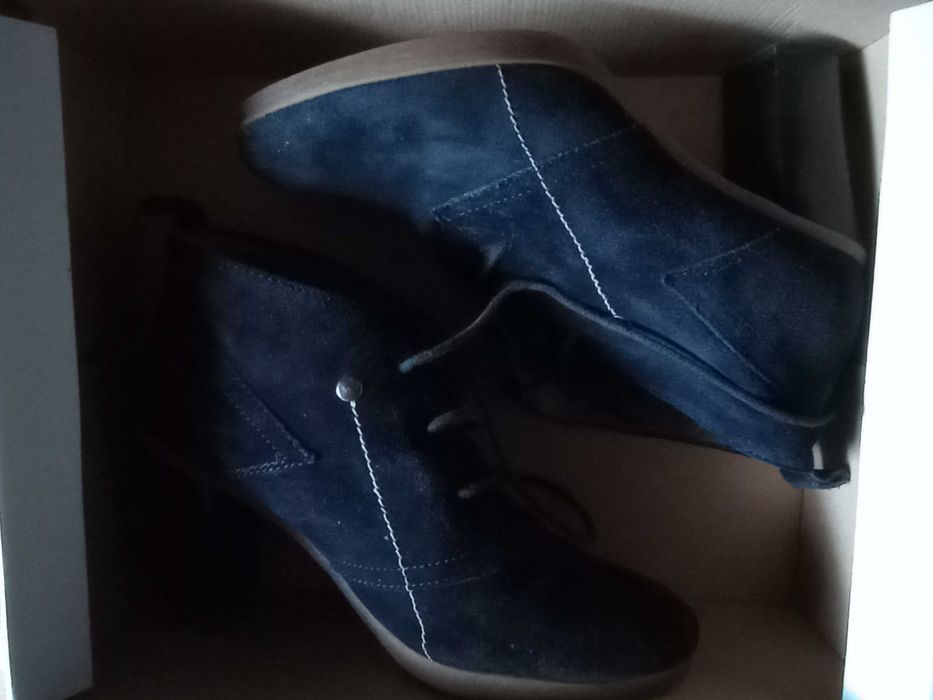 ghete dama 37,piele naturala,bleumarin,toc gros,talpa antiderapanta