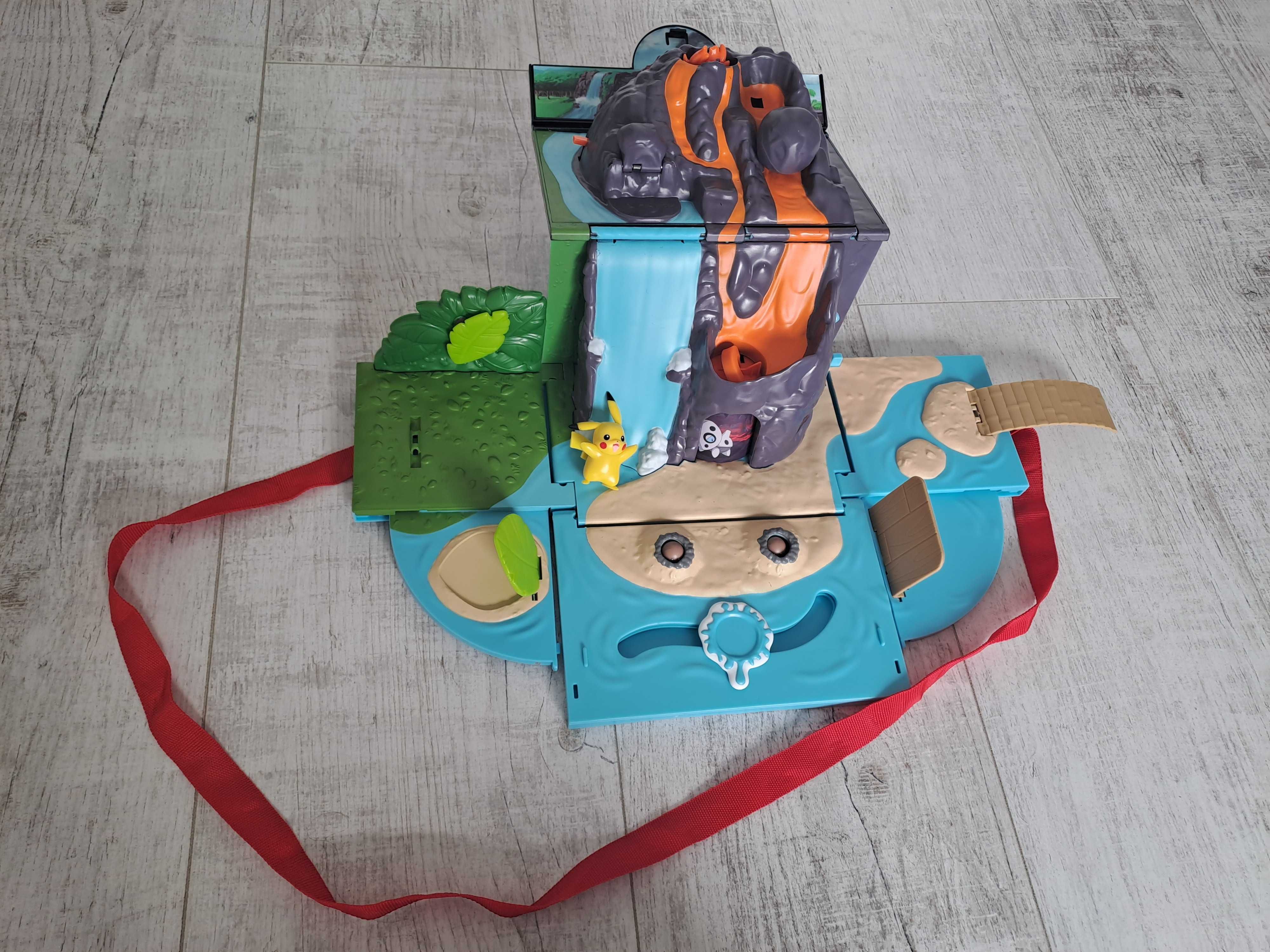 Vand set de Joaca Pokemon Carry Case Volcano Playset