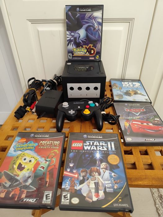 Nintendo GameCube DOL-101(USA) + Pokémon Gale Of Darkness + 5 jocuri