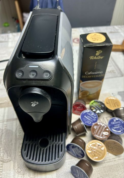 Aparat Espressoare tchibo vine cadou  cu doua seturi de capsule
