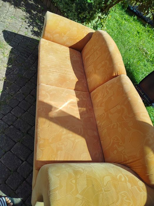 Mobila second hand de vânzare în stare bună .