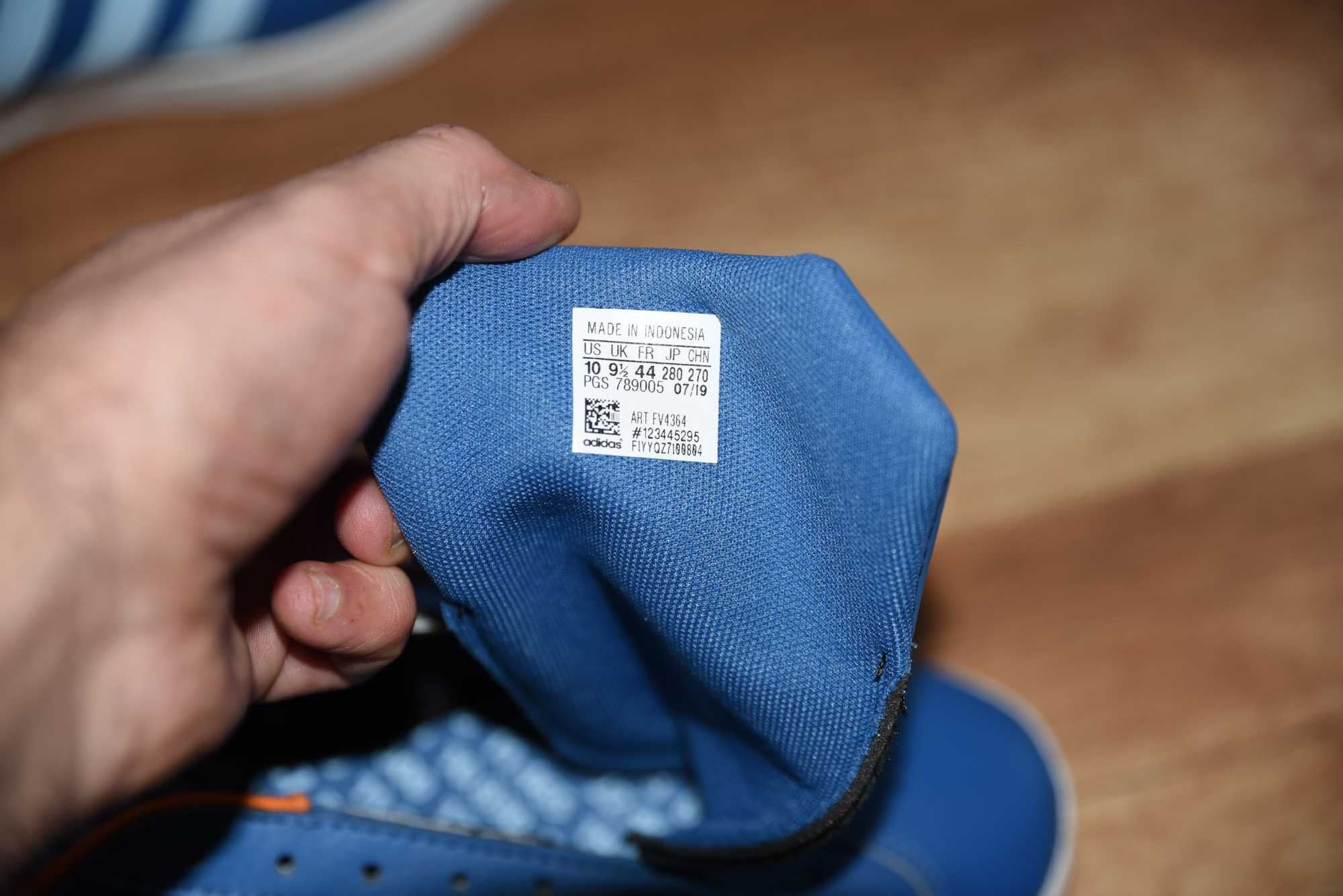 Adidas НОВИ оригинални кецки, номер 44