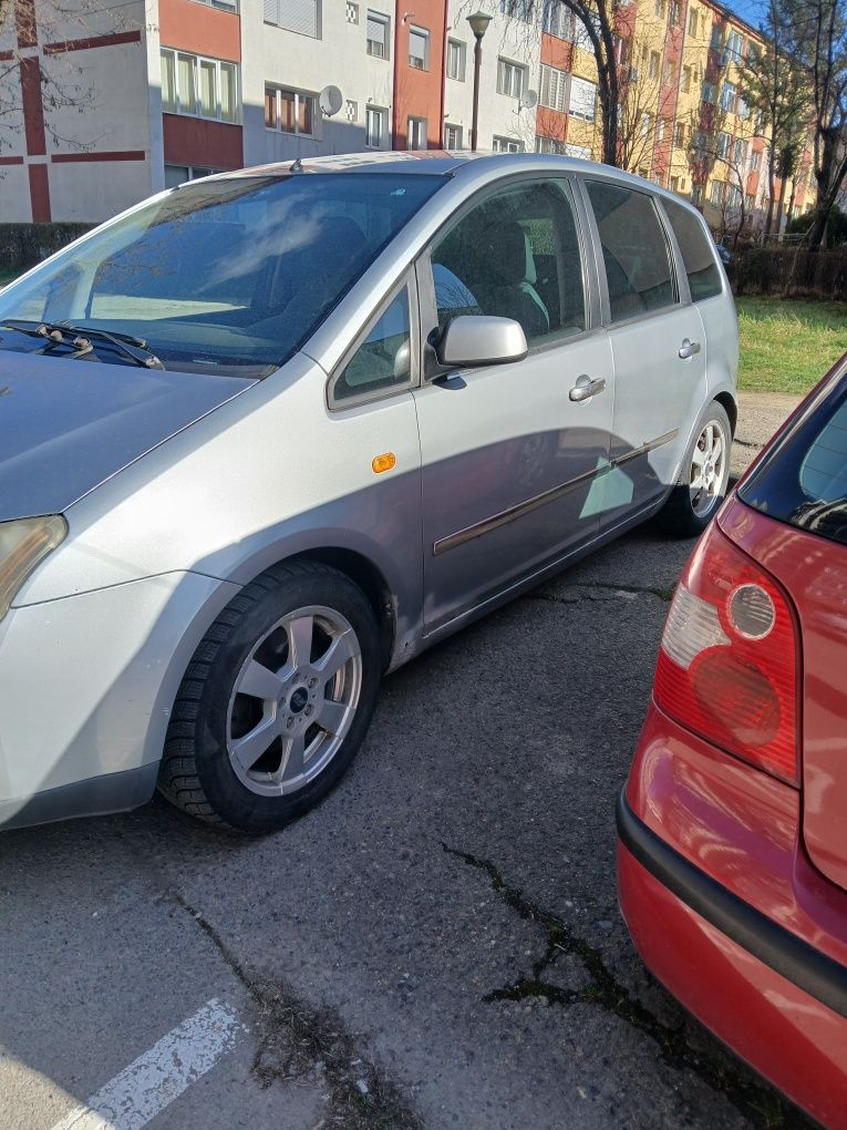 Vând Ford Focus Cmax