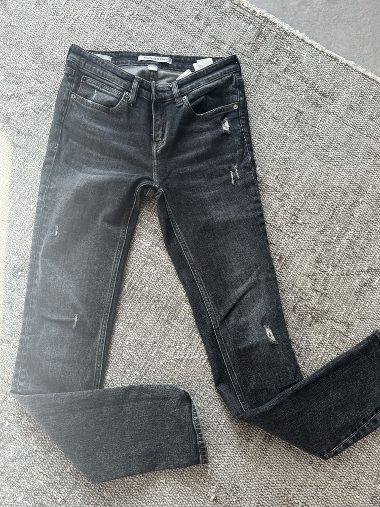Дънки Calvin Klein,Zara