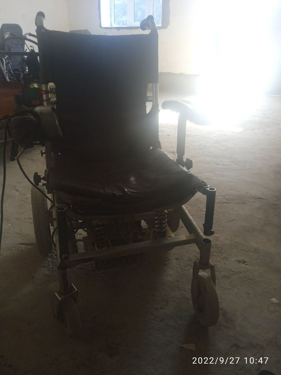 Электронная инвалидов коляска