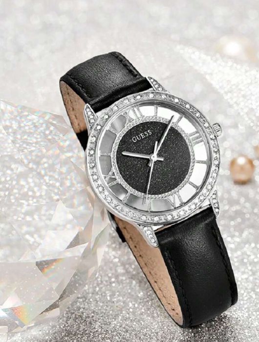 Ceas Guess Ladies, Argintiu, Cadran Perle si Strasuri, Curea Piele.Nou