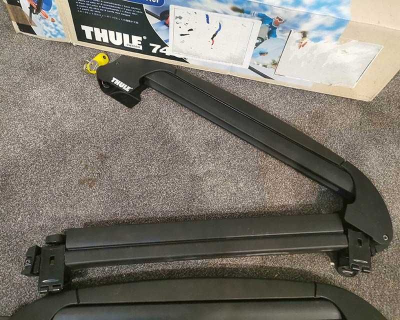 THULE 746 багажник за ски и сноуборд със заключване