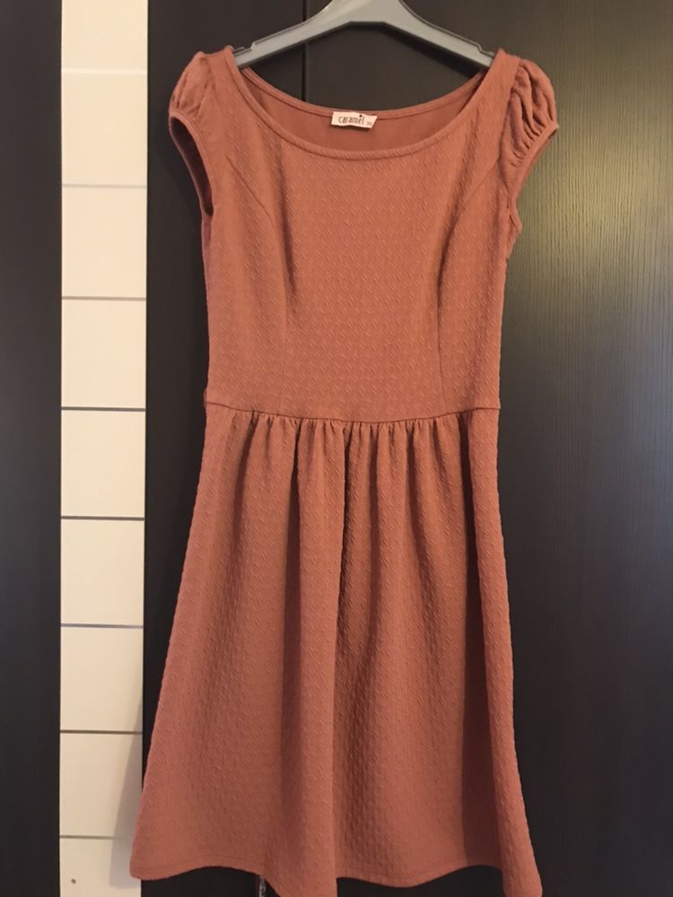 Rochie dama marimea38 Caramel