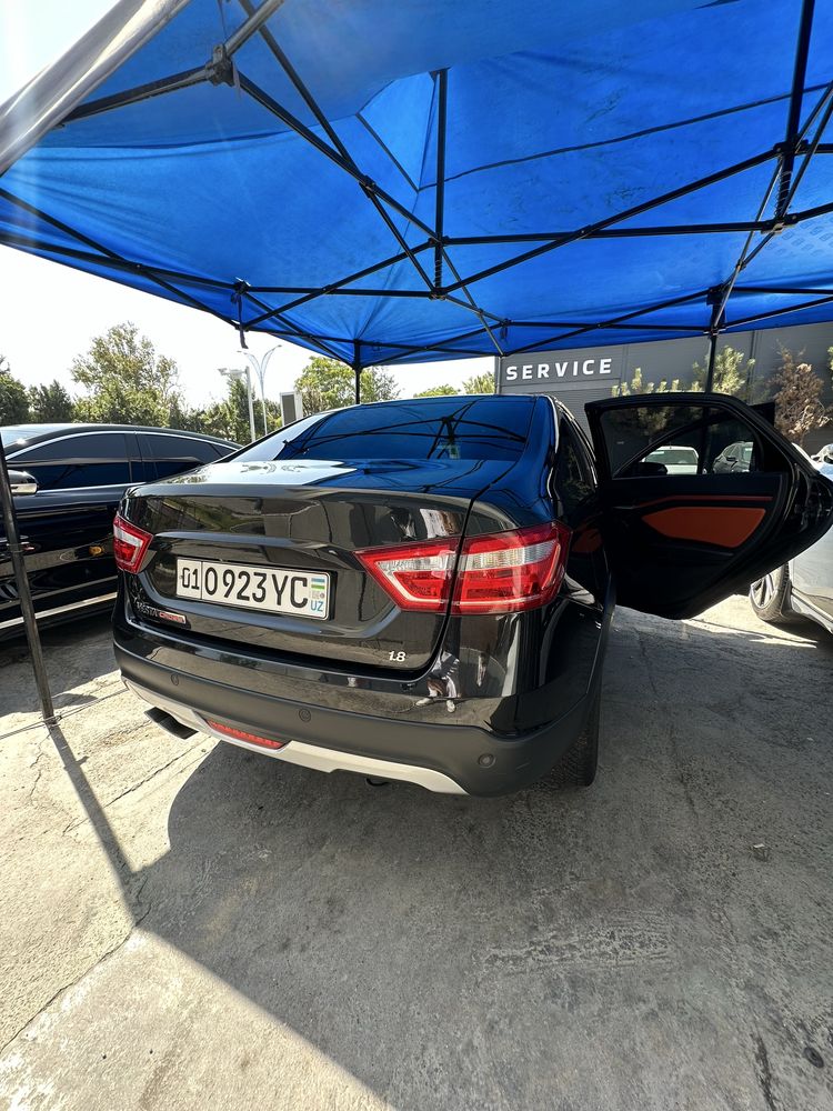 Лада Vesta Cross 1,8 робот.