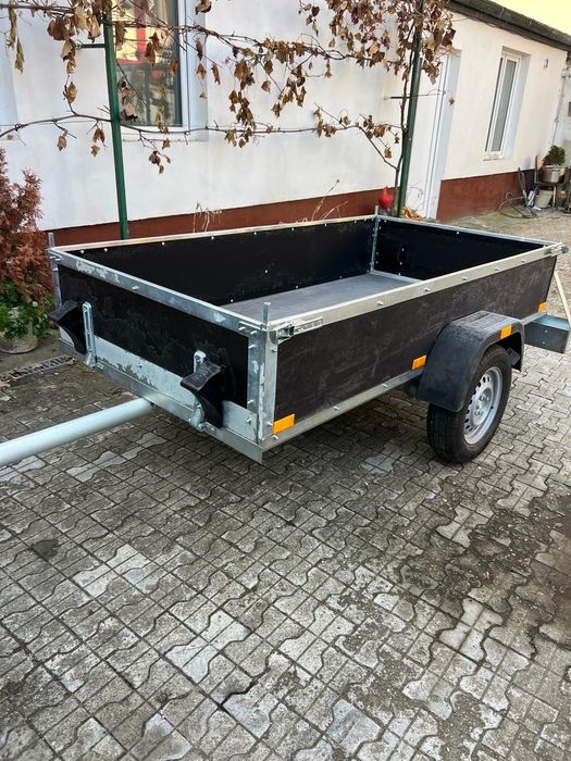 Închiriez remorca 50 lei/ 8 ore