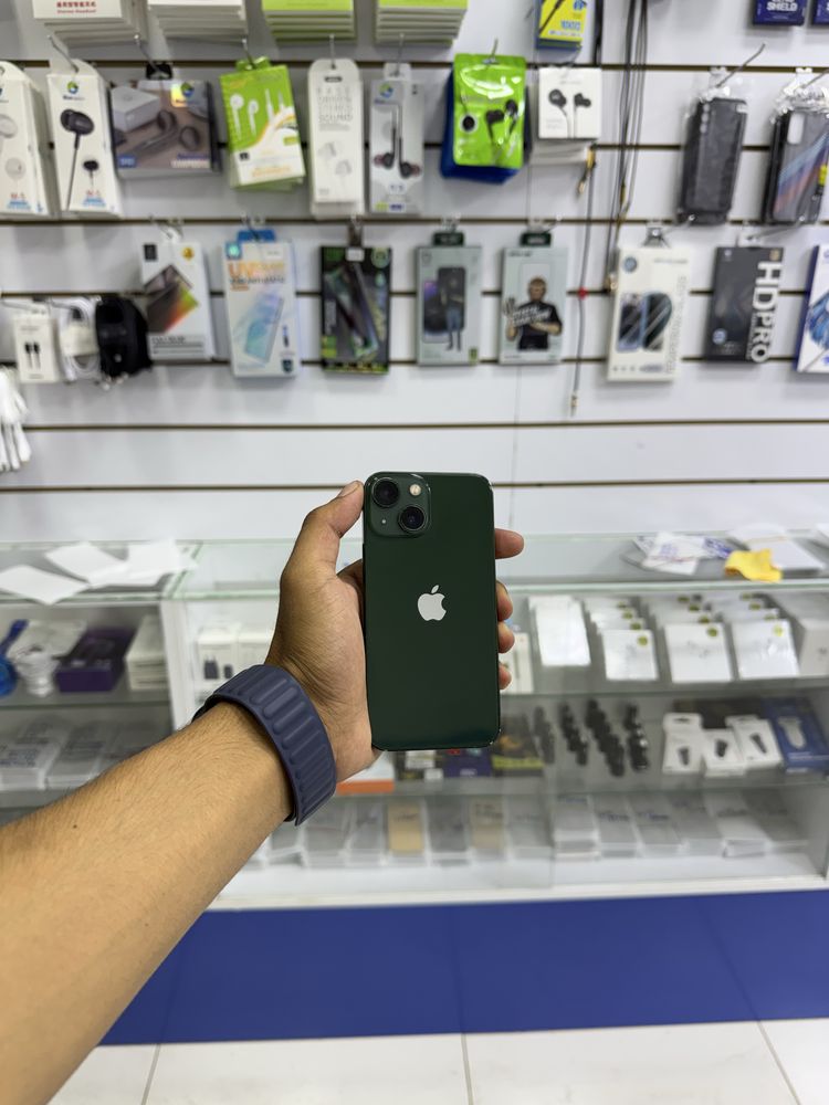 iphone 13 mini 128 tali srocni sotladi !!!