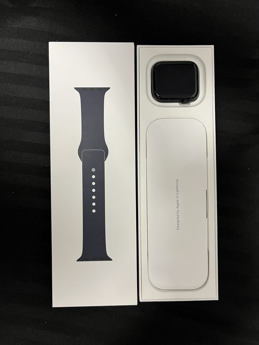 Apple Watch SE 2 (Gen 2) 44 MM