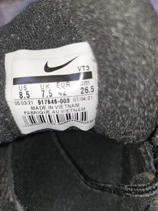 маратонки nike airmax 90 и Nike airmax 97