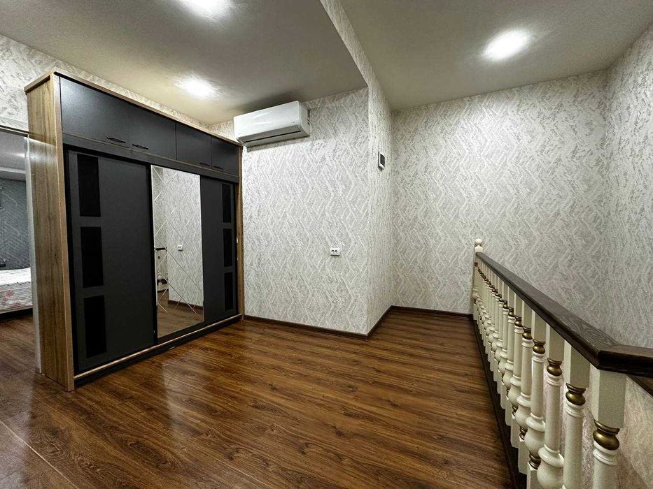 Продаётся 4х комнатная дуплекс квартира